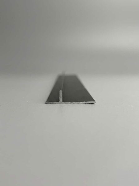 I-shaped tussenprofiel